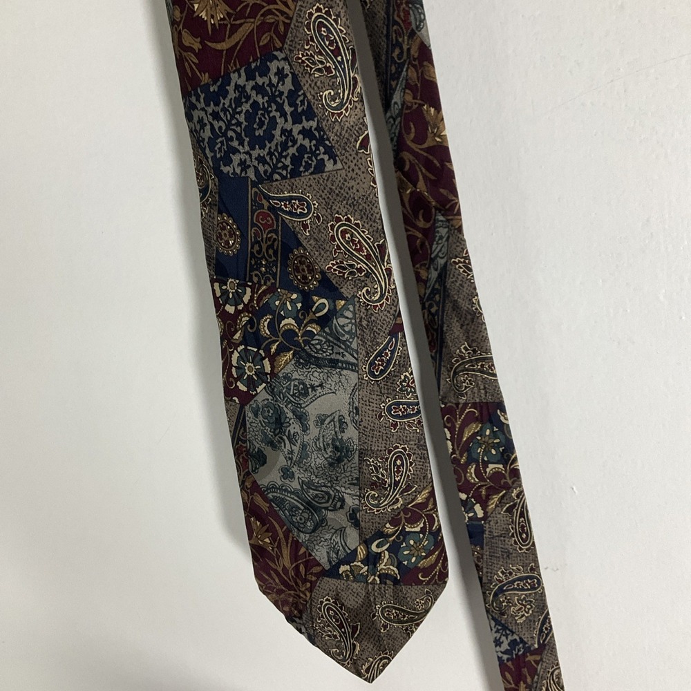 Hunting Horn J. Riggings Silk Maroon, Navy & Tan Paisley Patchwork Tie